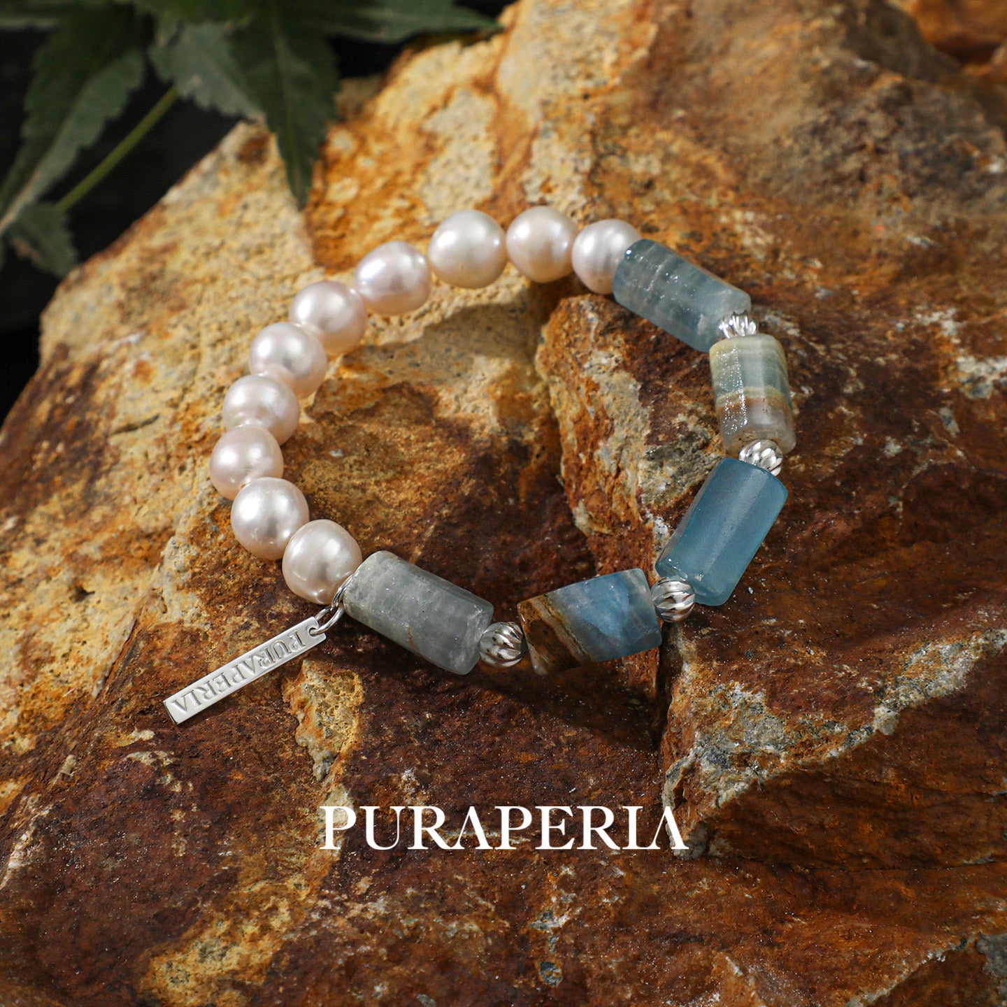 Minimalist Round Pearl & Blue Lace Agate Bracelet